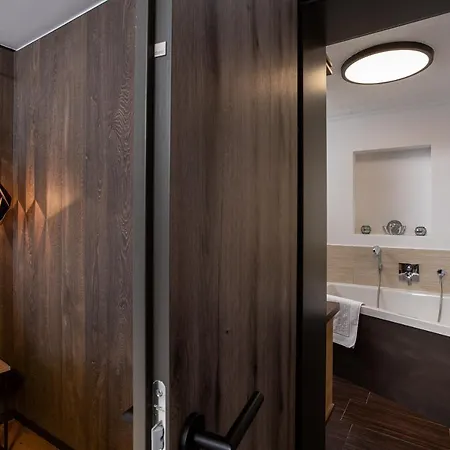 Kohlmais Hotel 4*